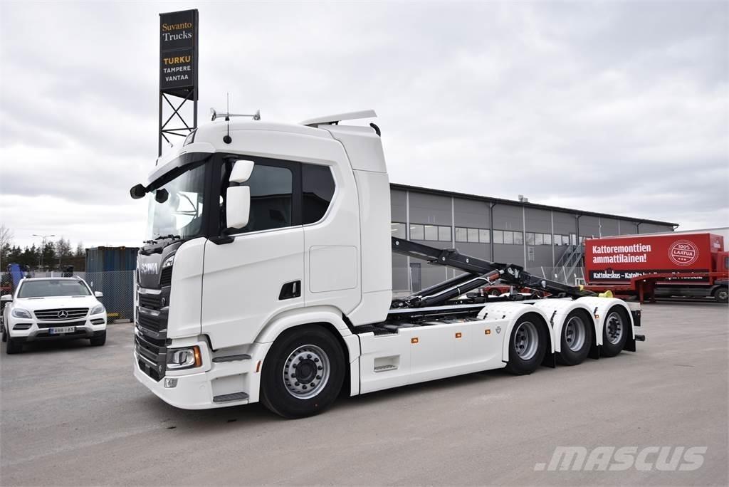 Scania R590 8X4 吊鉤式起重車