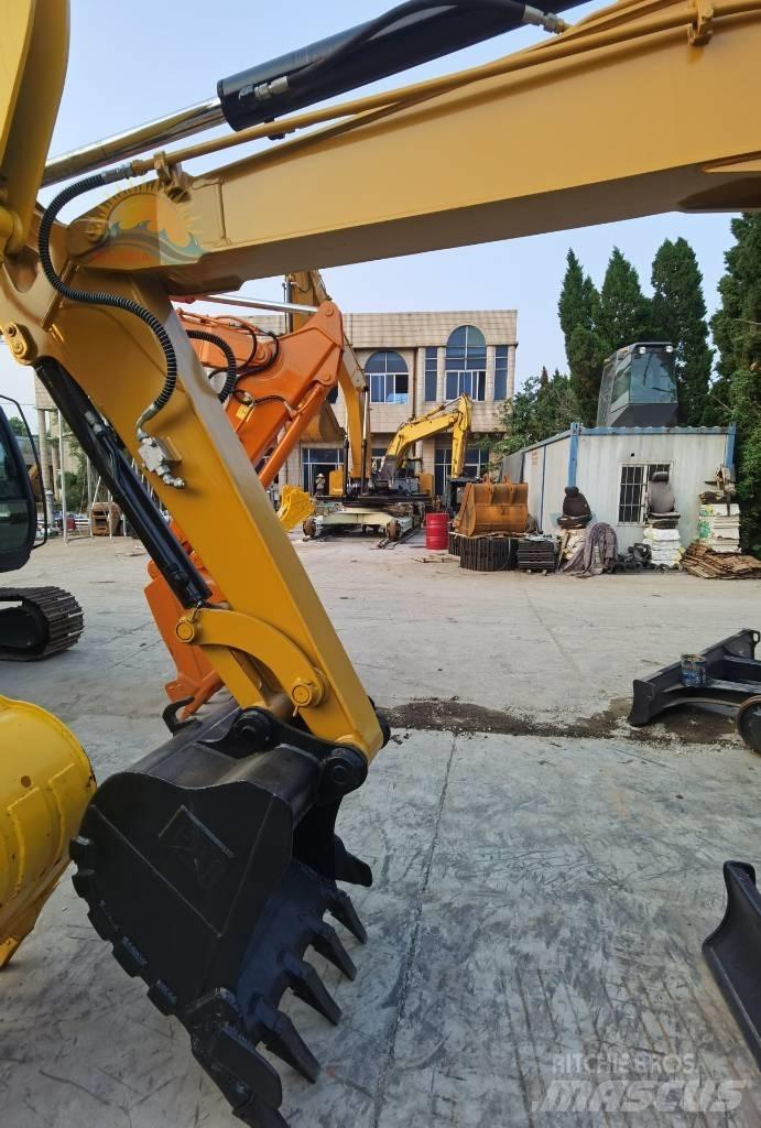 CAT 306 E2 小型挖土機/掘鑿機<7t(小型挖掘機)