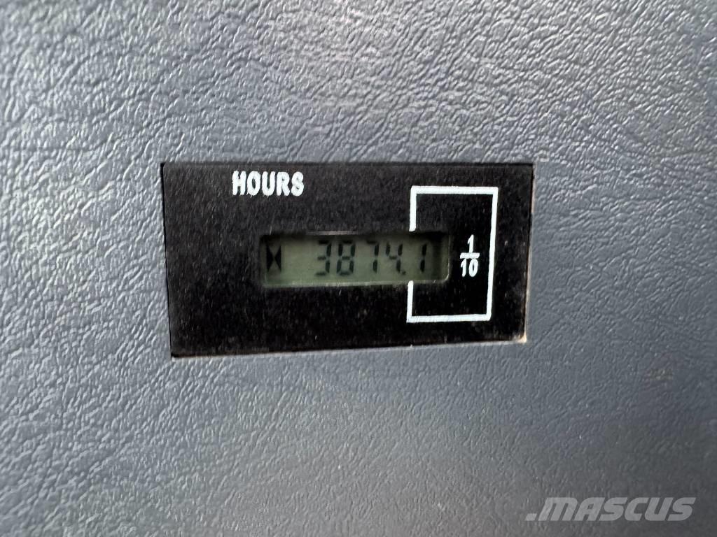 Hyundai HX130LCR 履帶式 挖土機/掘鑿機/挖掘機