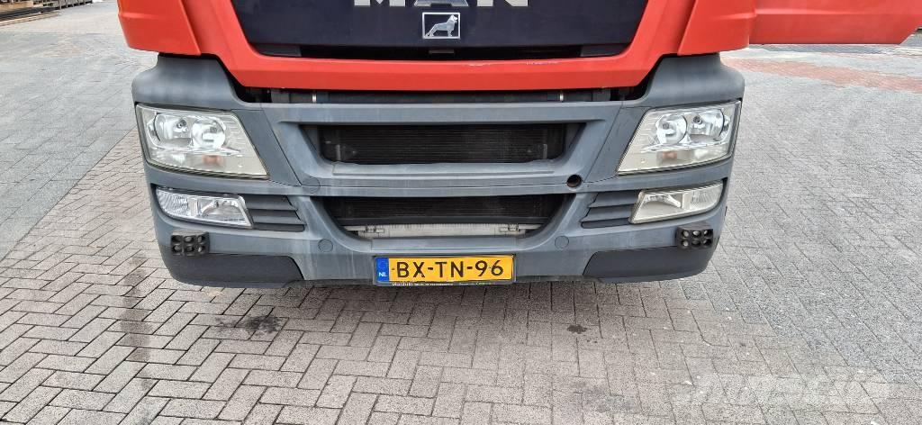 MAN TGS 28.440 組合/真空油槽車