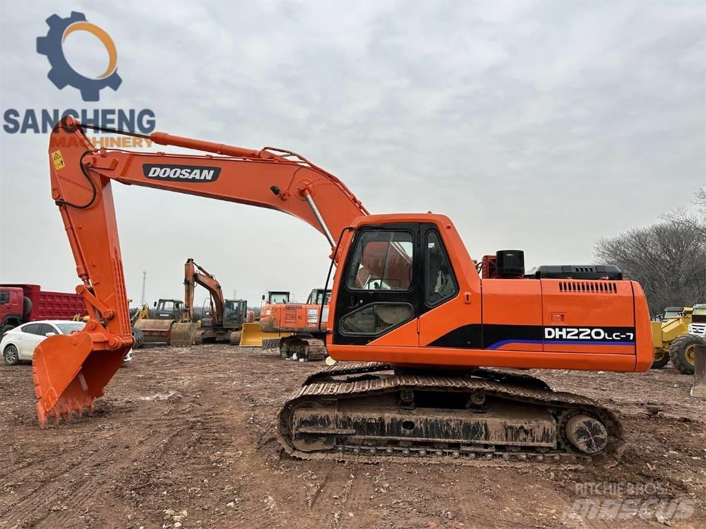 Doosan DH 220 LC-7 履帶式 挖土機/掘鑿機/挖掘機