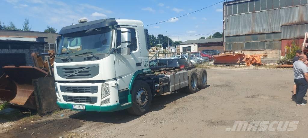 Volvo FM 330 商用底盤車