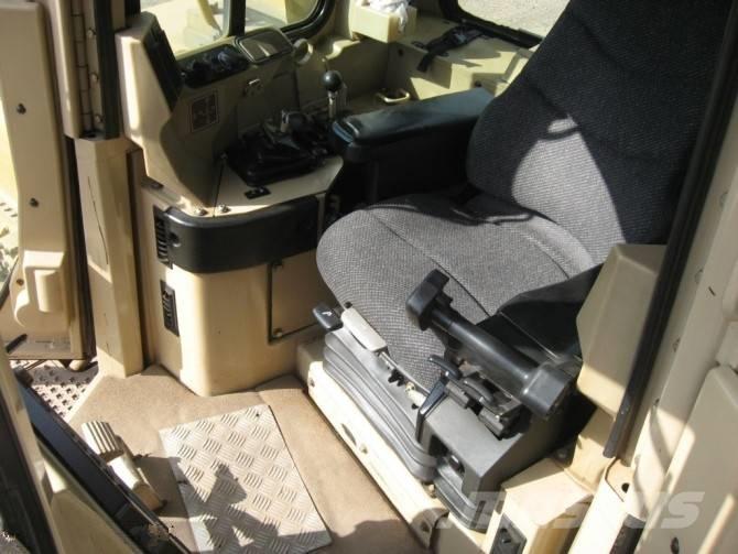 CAT D 9 R 履帶推土機