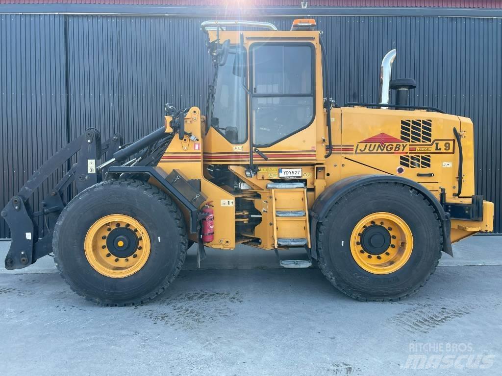 Ljungby L 9 輪胎式裝載機