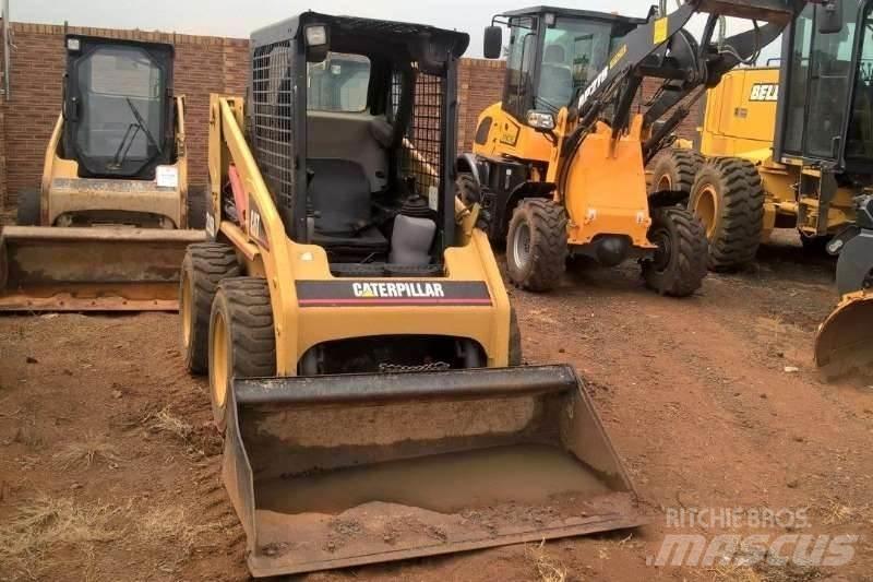 CAT 226B 其他貨車