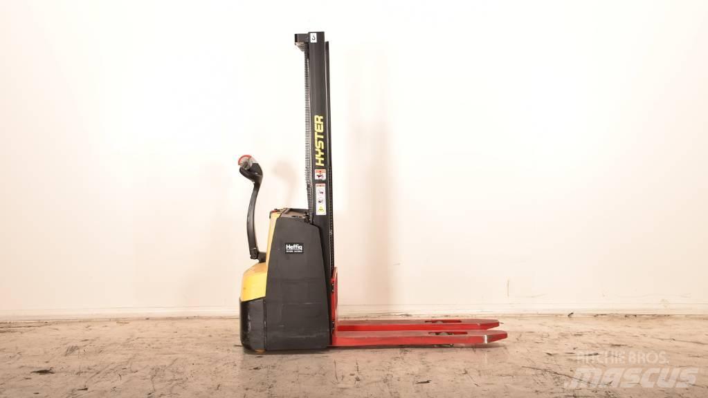 Hyster S 1.0E 行走控制式堆積機