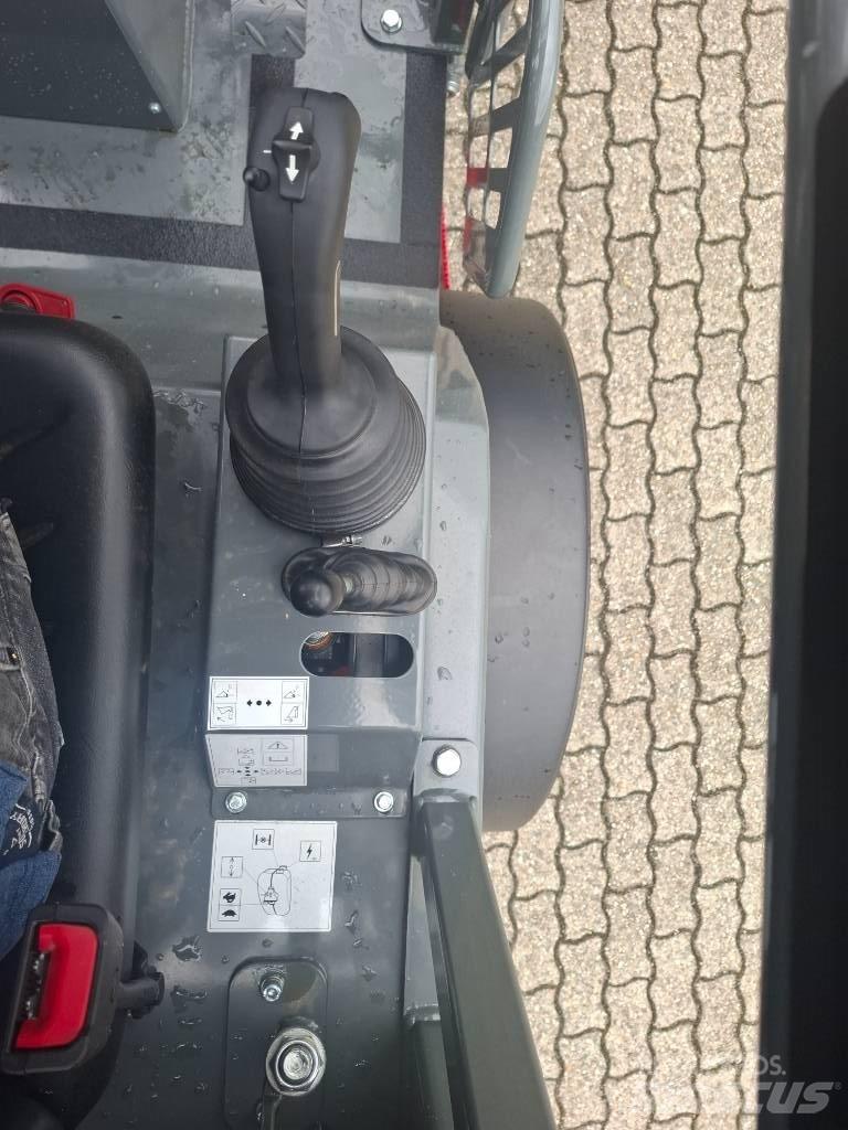 Weidemann 1280 小型裝載機