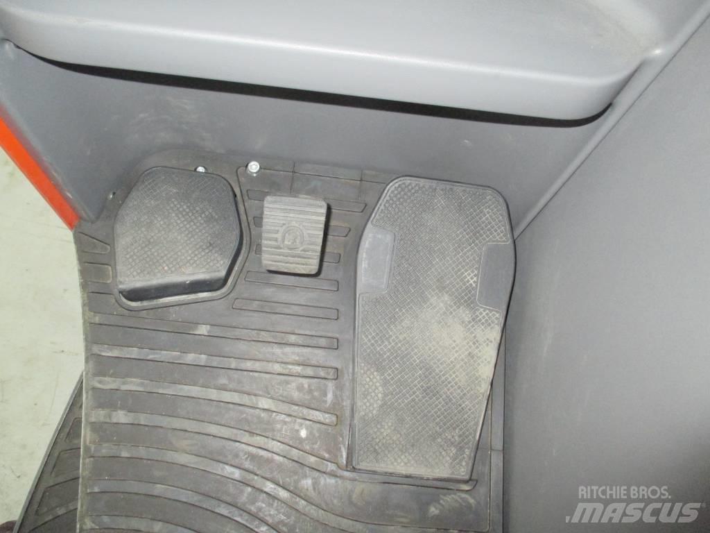 Linde R20F 四向前伸式堆高機(叉車)