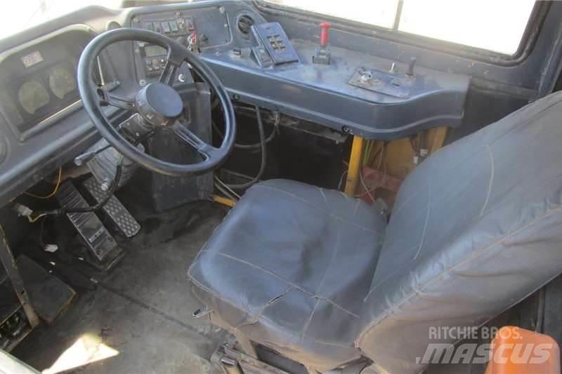 Bell B20C 運油車