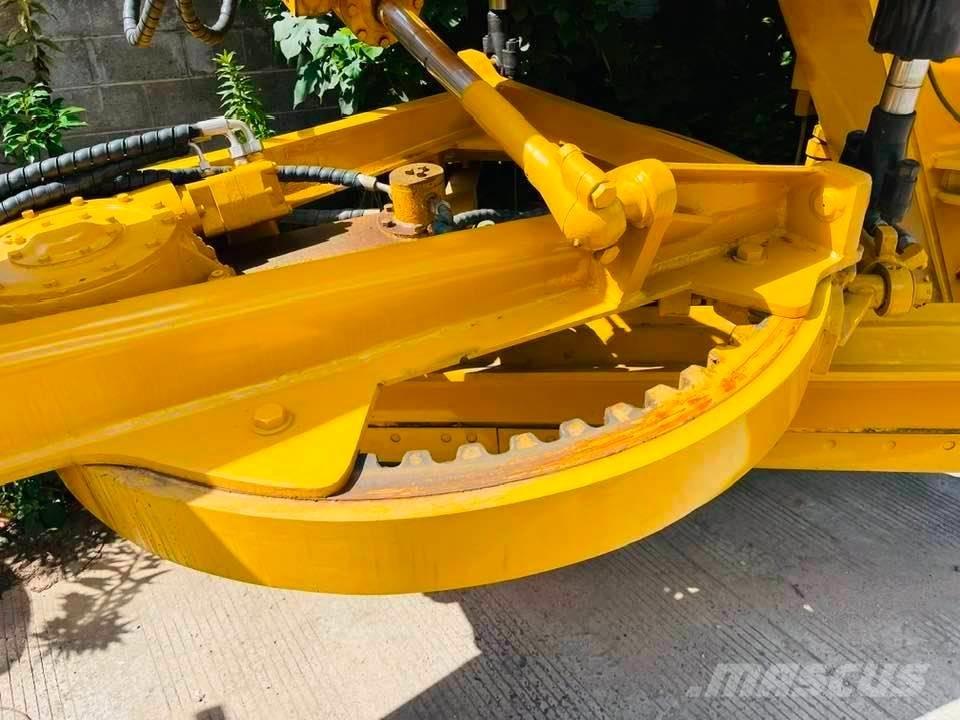 CAT 140h 平土機