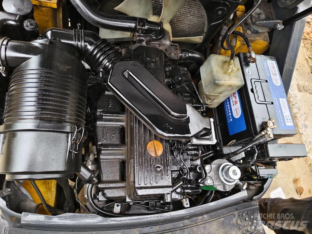 Komatsu FD30 柴油卡車