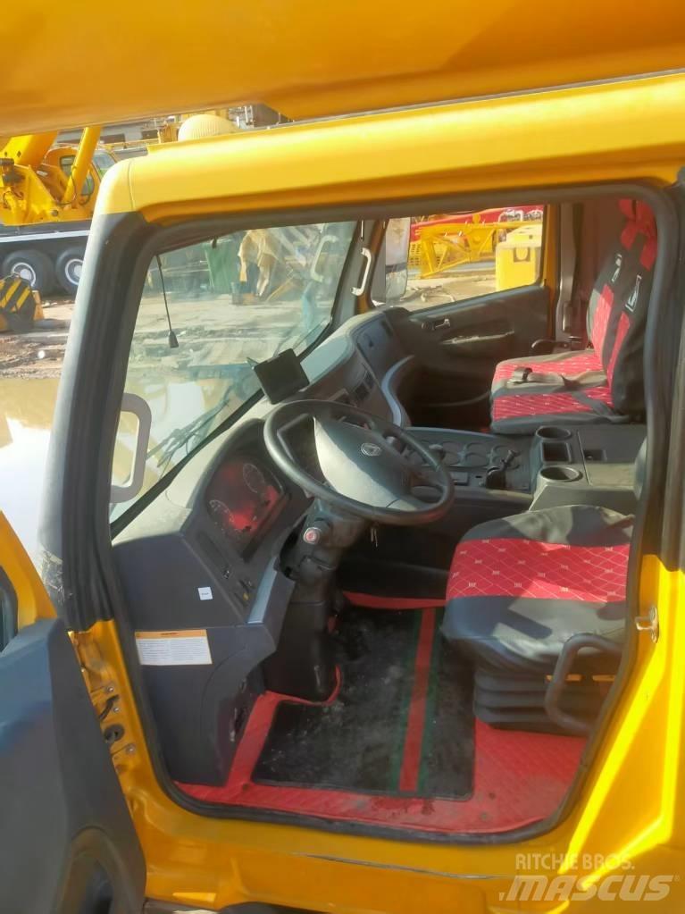 XCMG XCT 100 全路面起重機/吊車