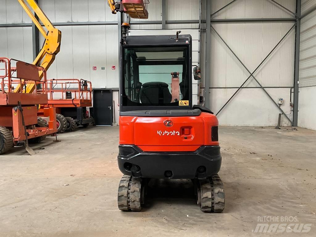 Kubota KX 027-4 小型挖土機/掘鑿機<7t(小型挖掘機)