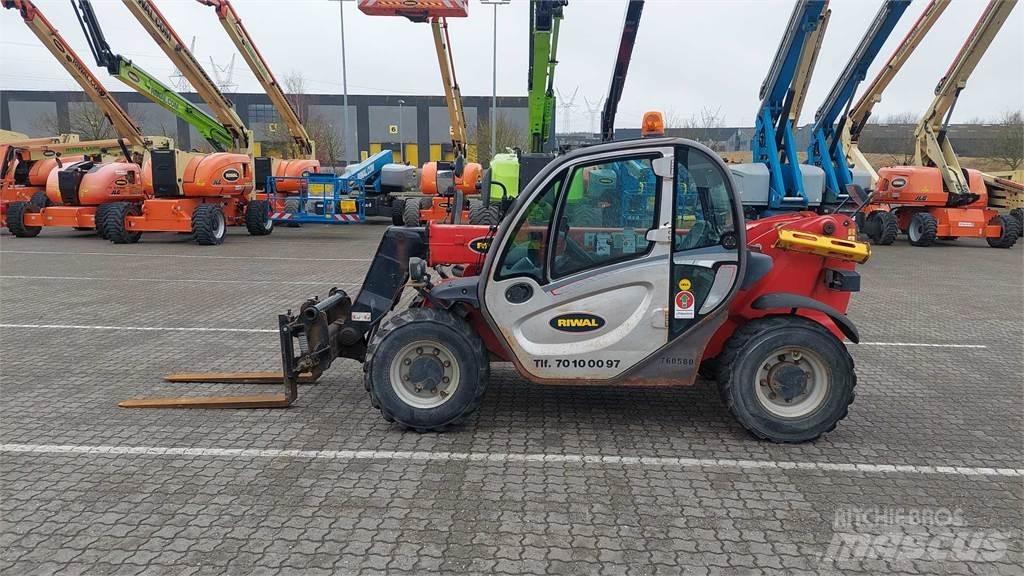 Manitou MT625T 伸縮臂操作車
