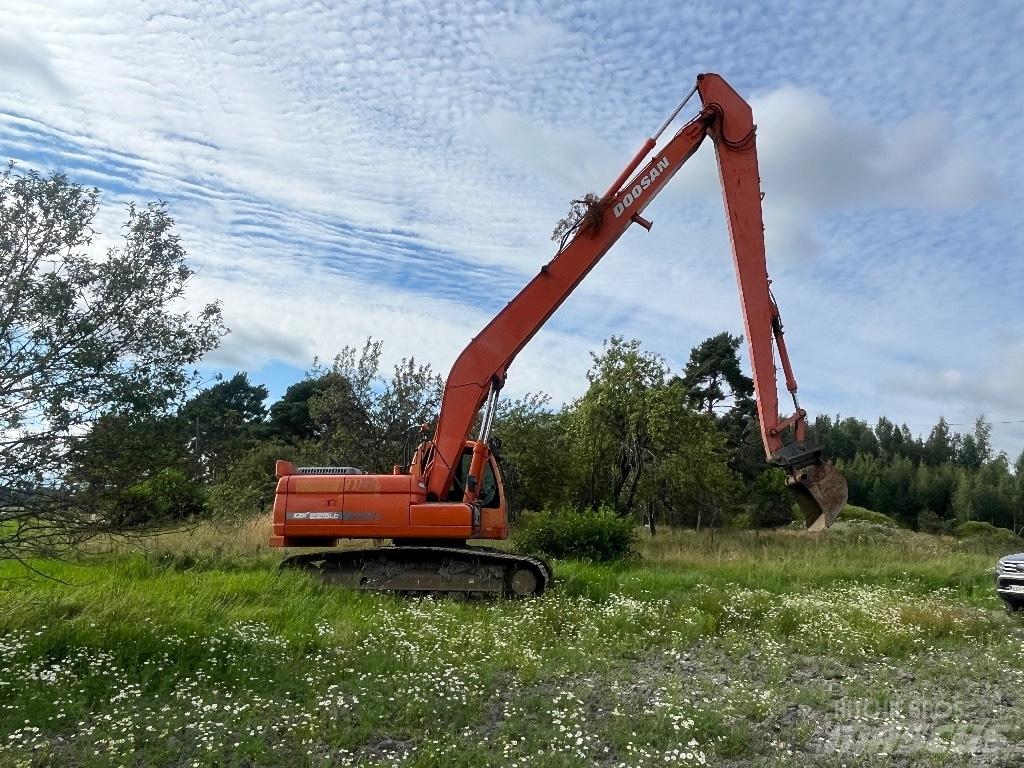 Doosan DX 225 LC 長臂前伸型挖土機/掘鑿機/挖掘機