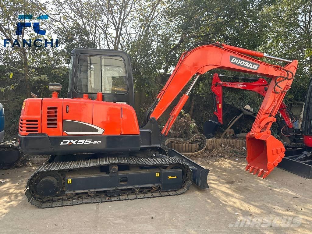 Doosan DX 55-9 C 小型挖土機/掘鑿機<7t(小型挖掘機)