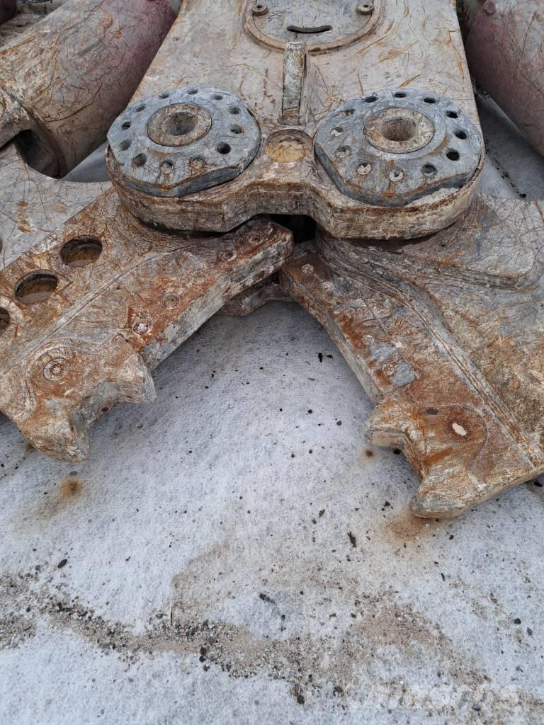 Demarec DCC 50-C 切割機