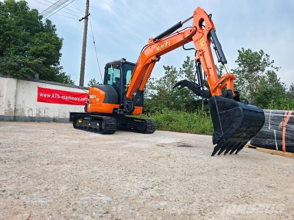 Kubota KX057-4 小型挖土機/掘鑿機<7t(小型挖掘機)