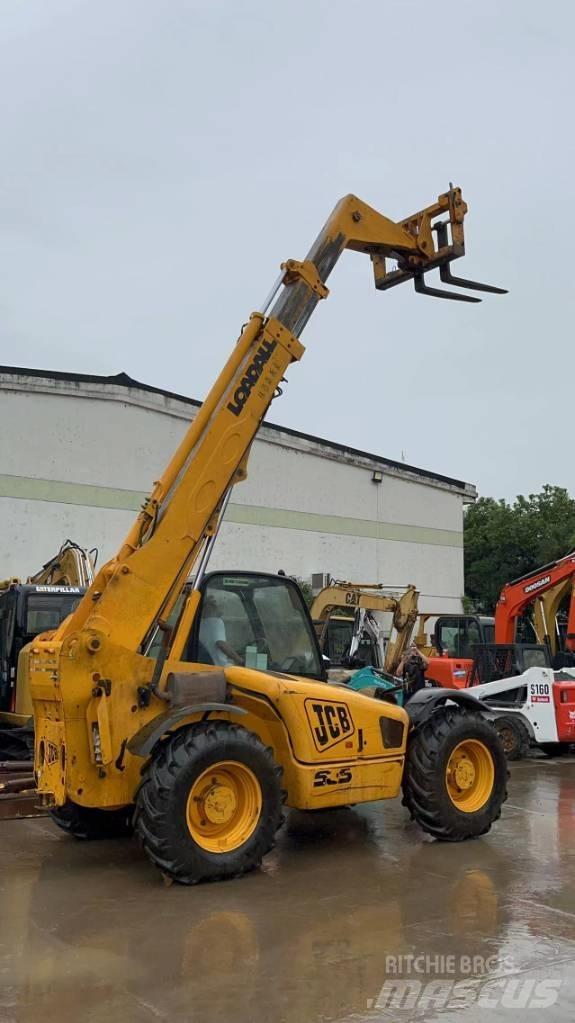 JCB 535 伸縮臂操作車