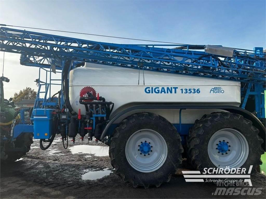 Agrio GIGANT 13500 牽引式噴霧機
