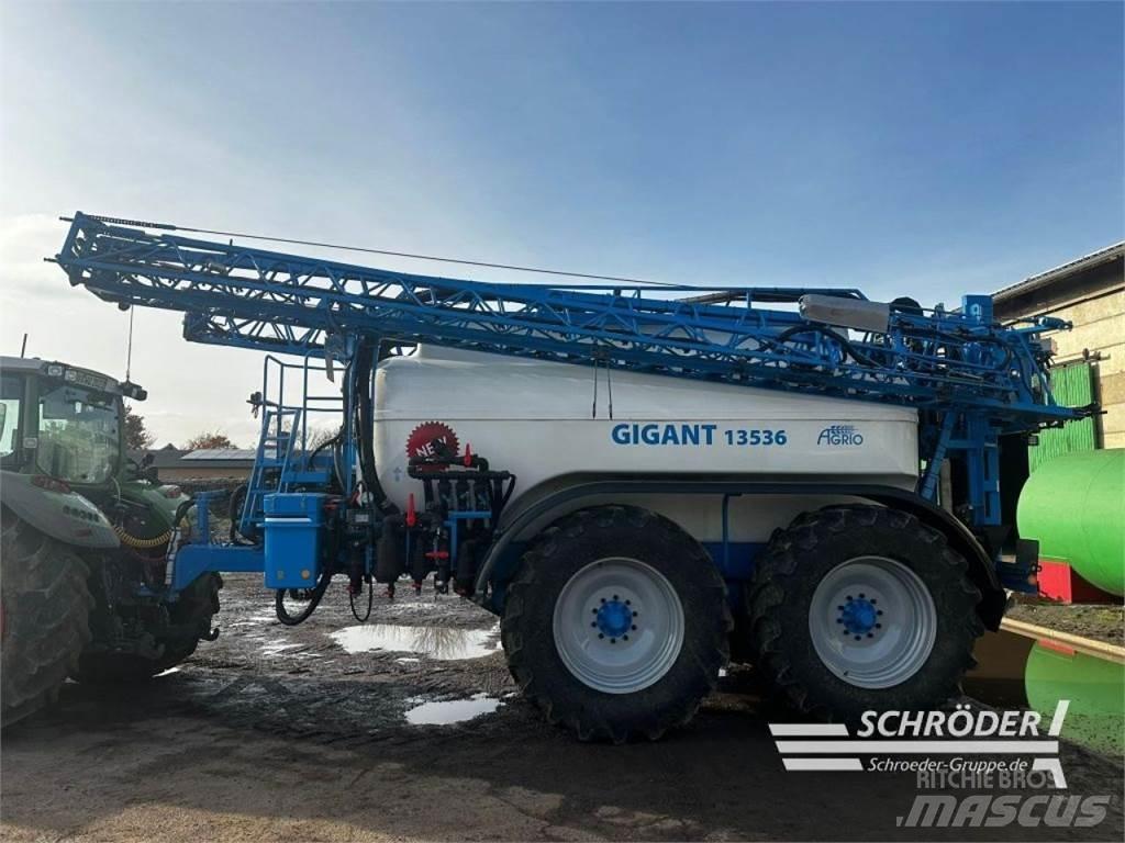 Agrio GIGANT 13500 牽引式噴霧機