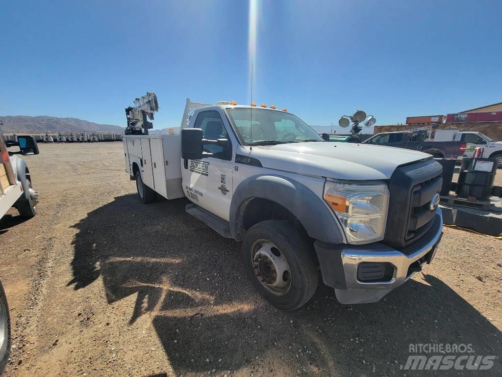 Ford F 550 XL 都市/通用型車輛
