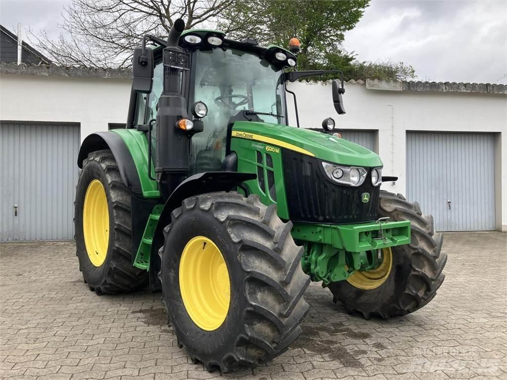 John Deere 6120M 曳引機