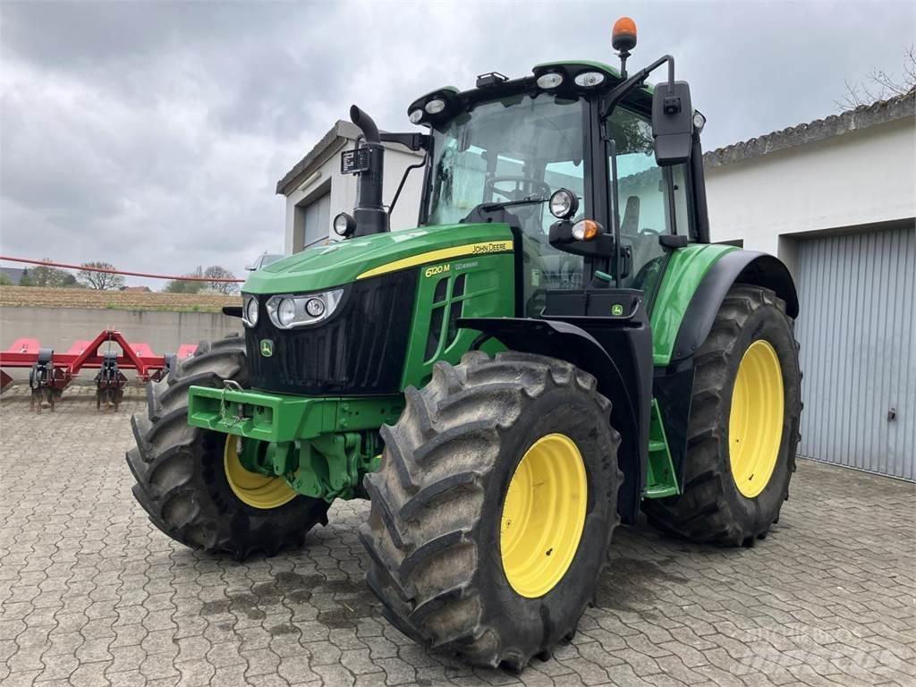 John Deere 6120M 曳引機