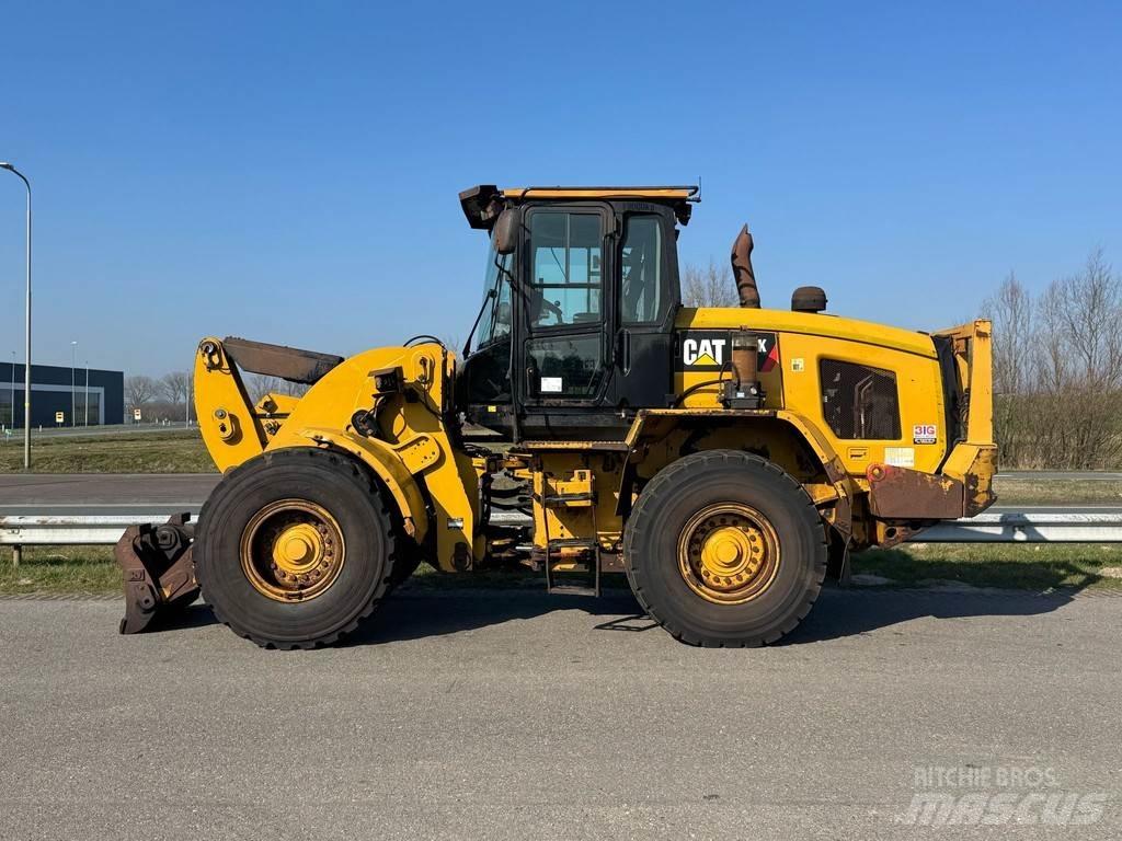CAT 938K 輪胎式裝載機