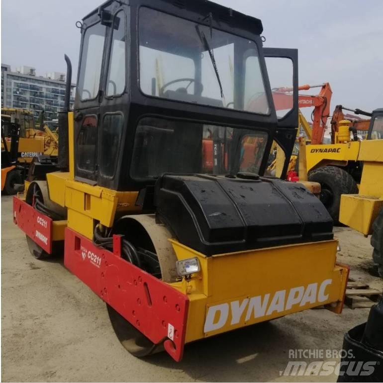 Dynapac CC 211 雙輪滾壓機