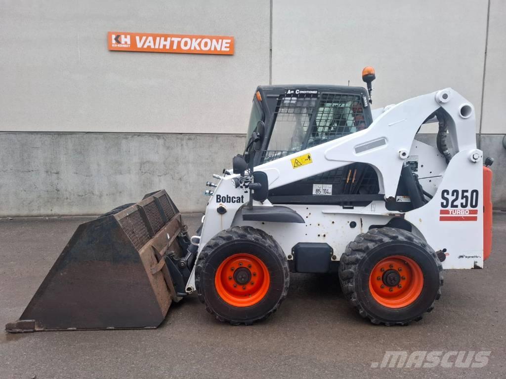 Bobcat S 250 滑移轉向裝載機