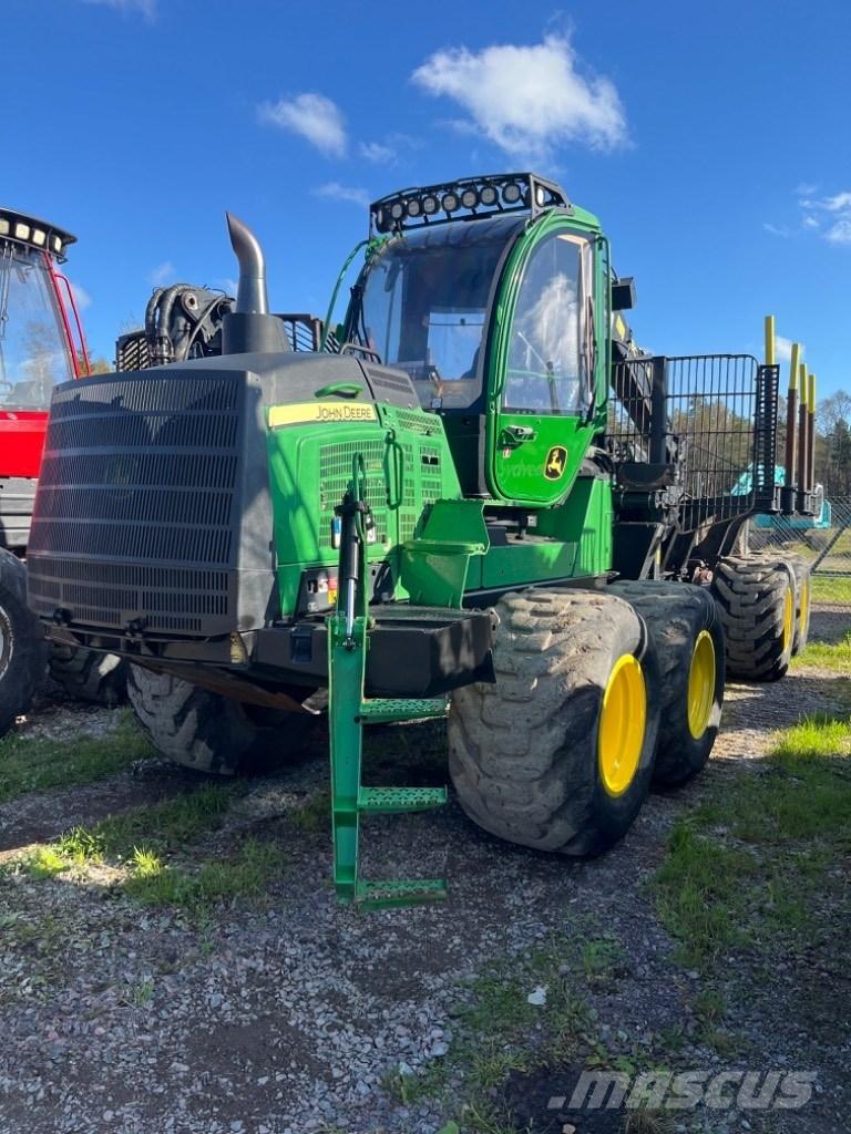 John Deere 1210 G 集運機