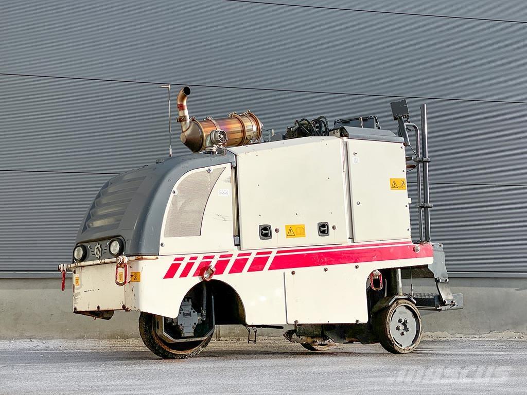 Wirtgen W 35 DC 瀝青冷銑刨機/銑床