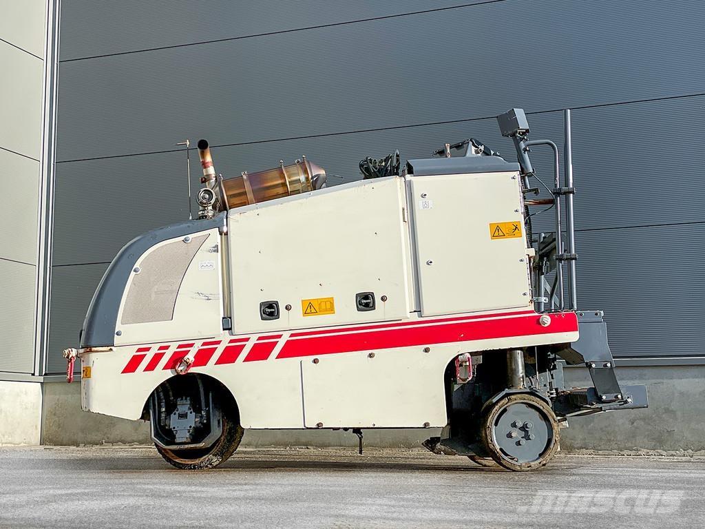 Wirtgen W 35 DC 瀝青冷銑刨機/銑床