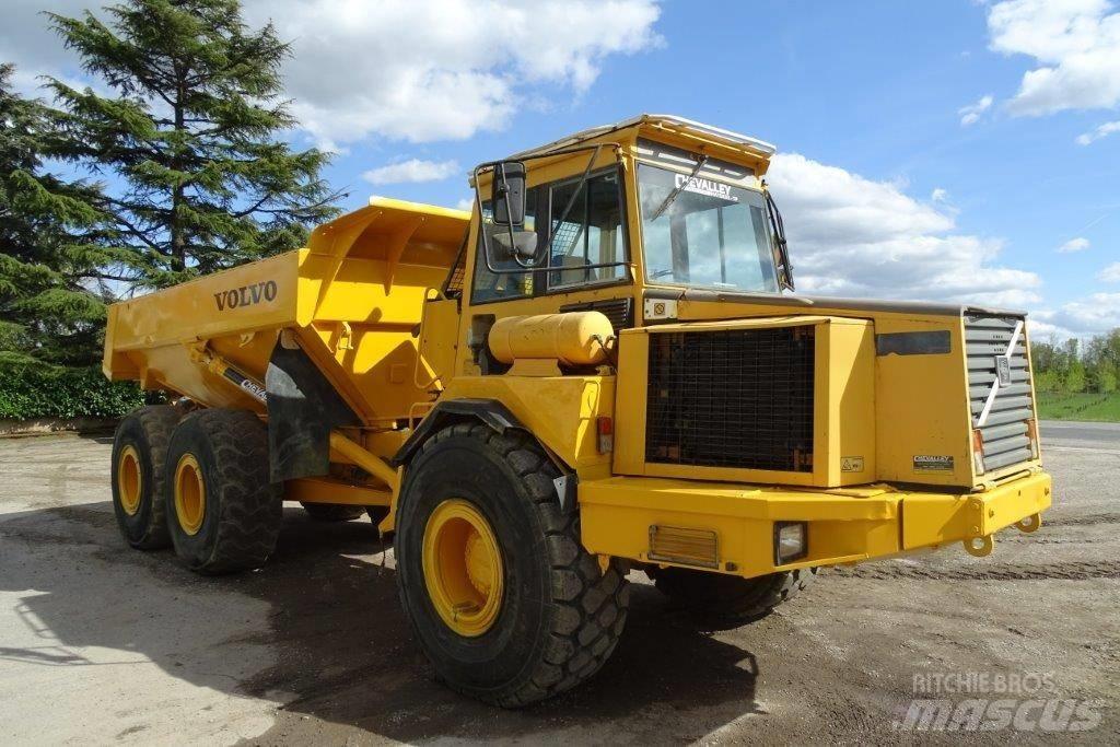 Volvo A 25 C 鉸接式起吊車