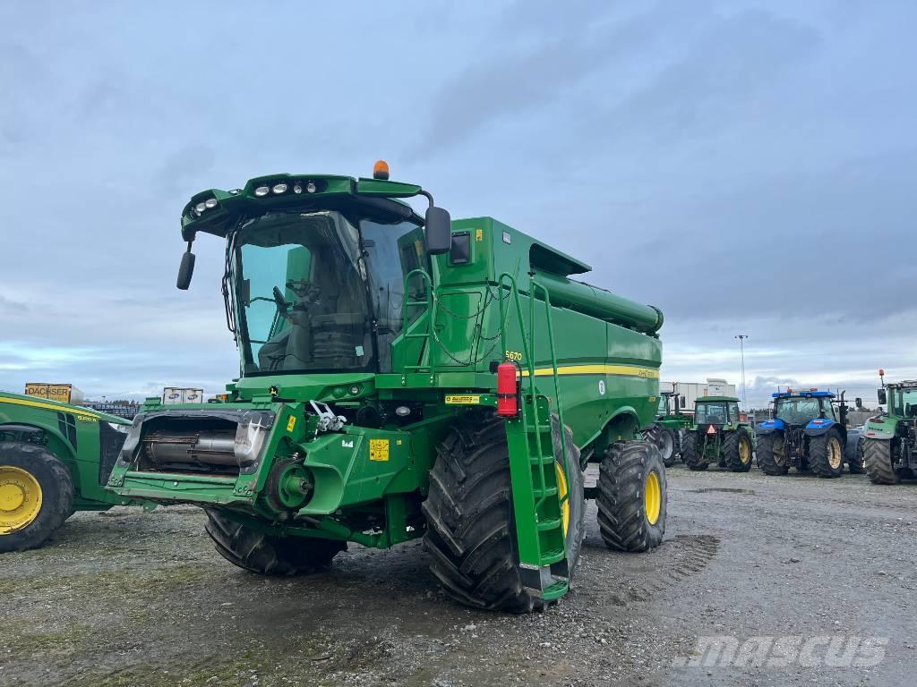 John Deere S 670 聯合收穫機