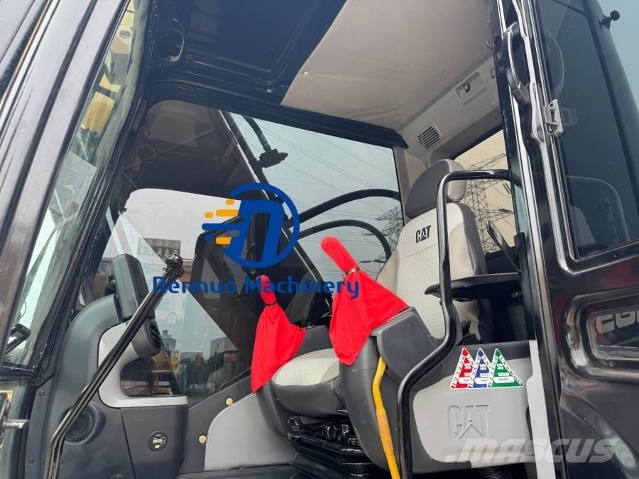 CAT 320D2 履帶式 挖土機/掘鑿機/挖掘機