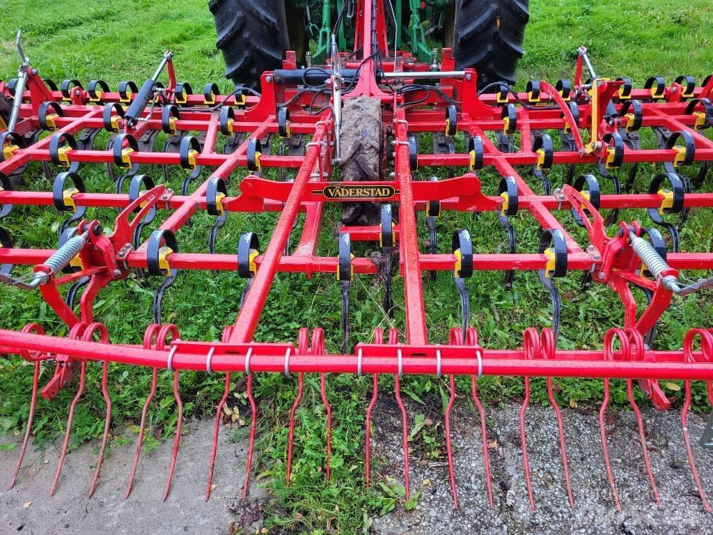 Väderstad NZM600 中耕管理機
