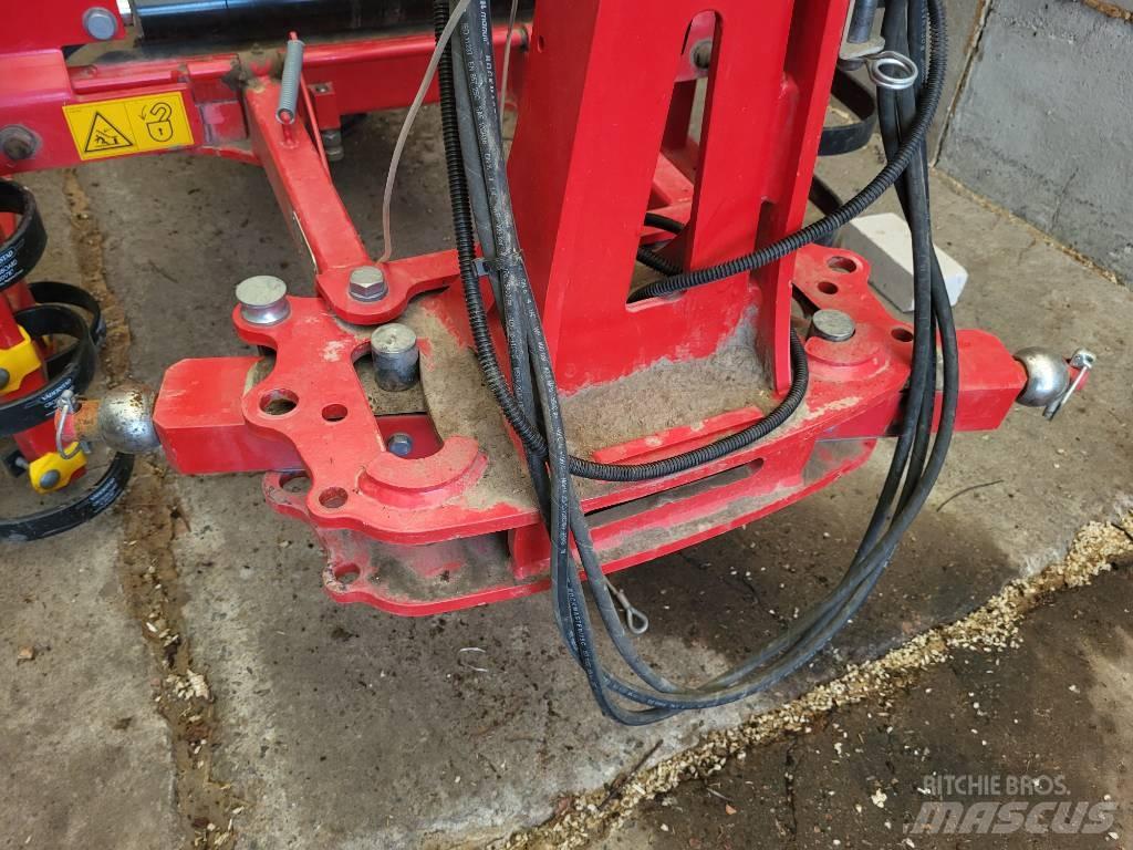 Väderstad NZM600 中耕管理機