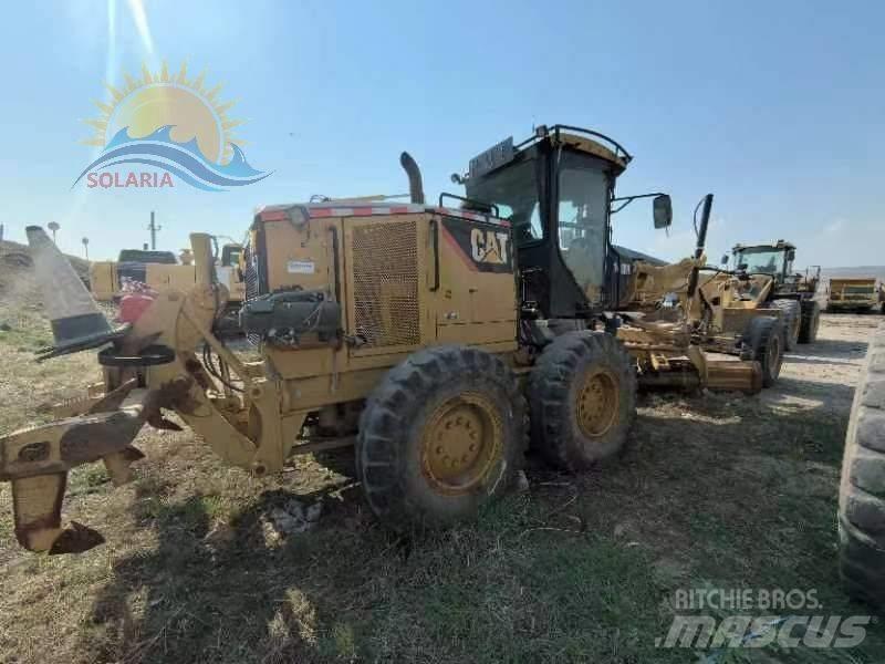 CAT 140 M 平土機
