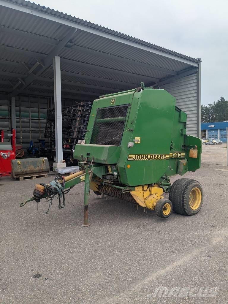 John Deere 580 圓型牧草打包機