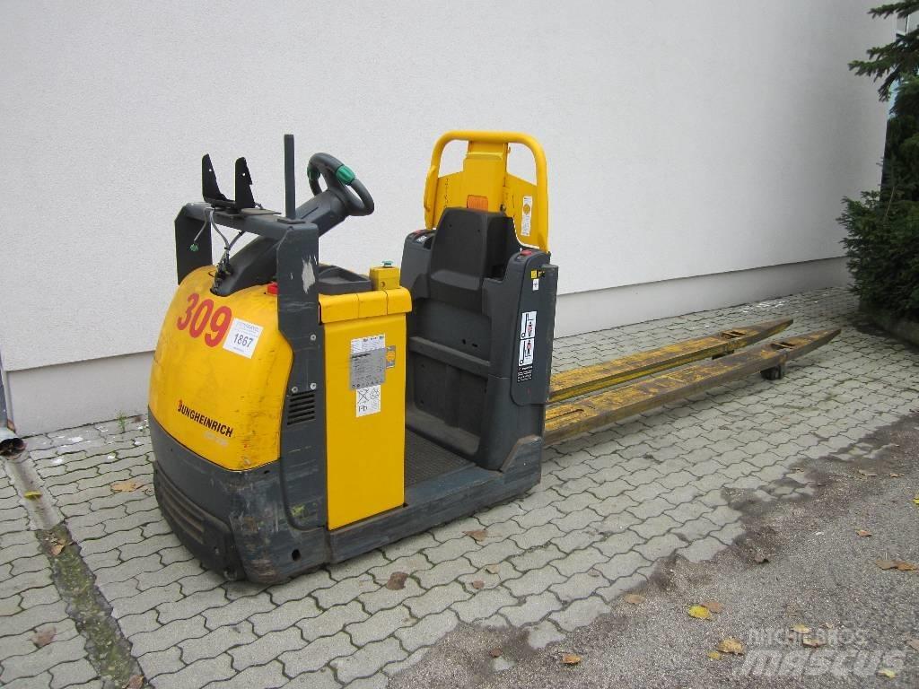 Jungheinrich ECE230 電動堆高機