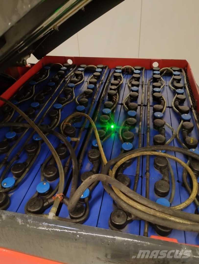 Linde E35HL 電動堆高機