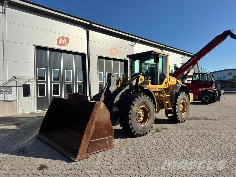 Volvo L90F 輪胎式裝載機