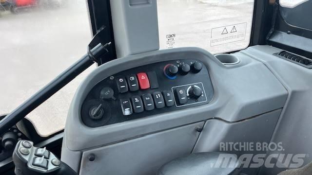 JCB TM 320 S 伸縮臂操作車
