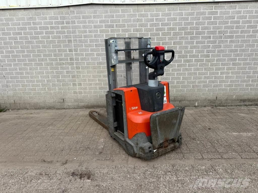 BT SWE200D 行走控制式堆積機