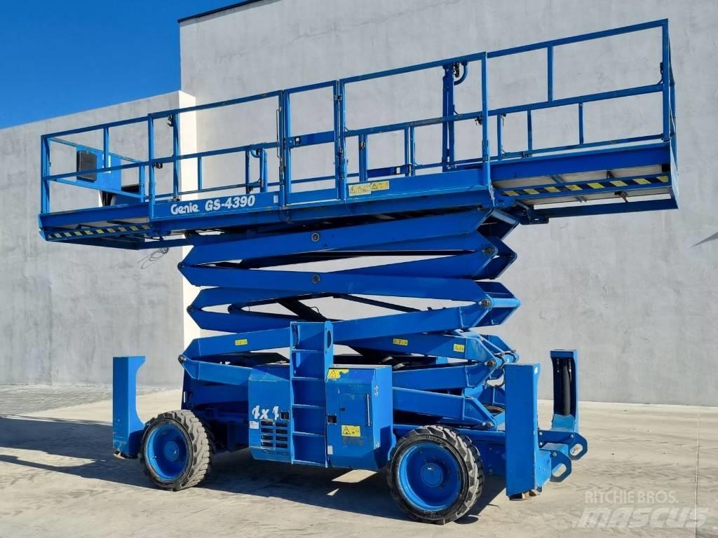 Genie GS 4390 - R284 剪式升降機