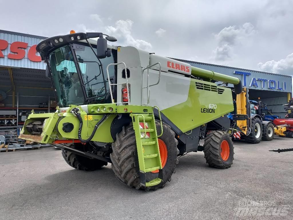 CLAAS Lexion 670 聯合收穫機