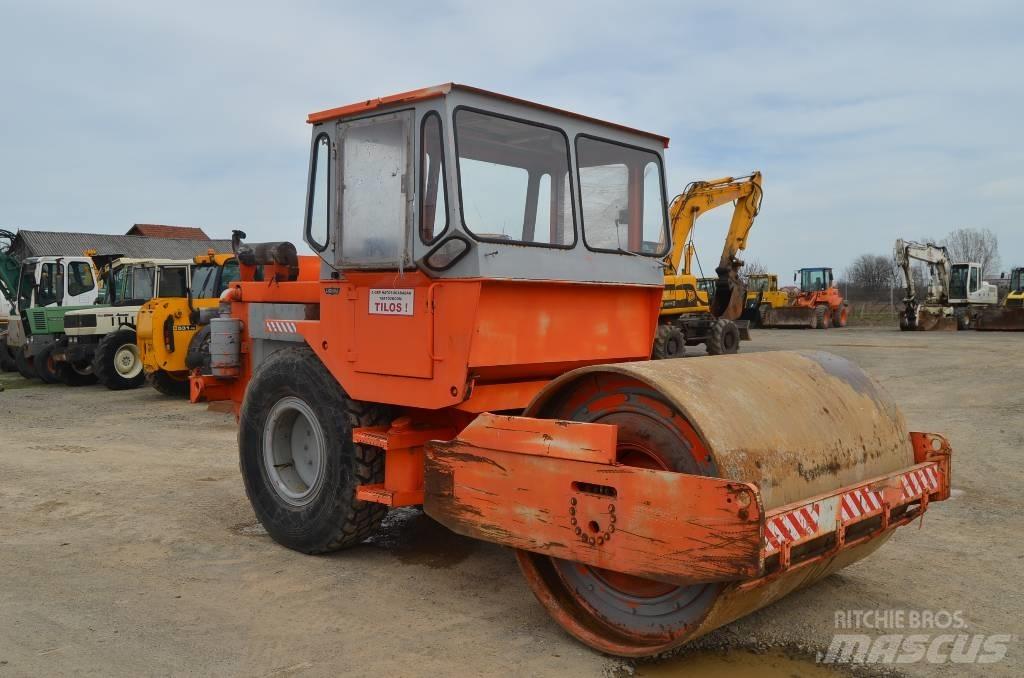 Hamm DV 08 雙輪滾壓機