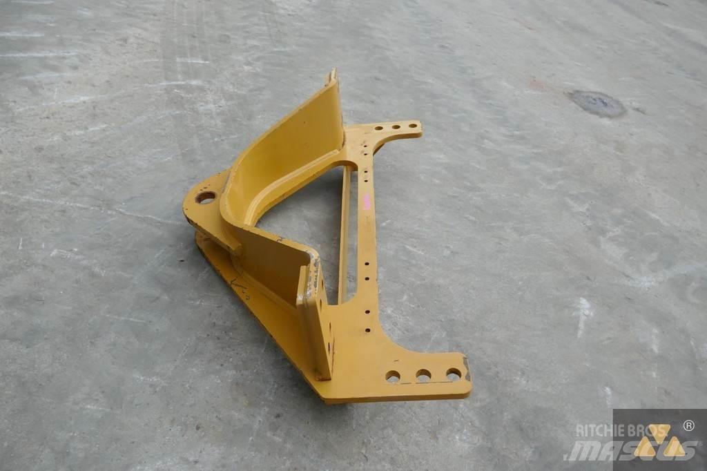 CAT 140M3 Drawbar 其他組件